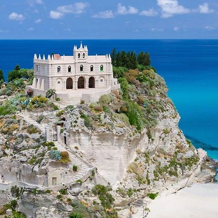 Tropea Holiday House エクステリア 写真