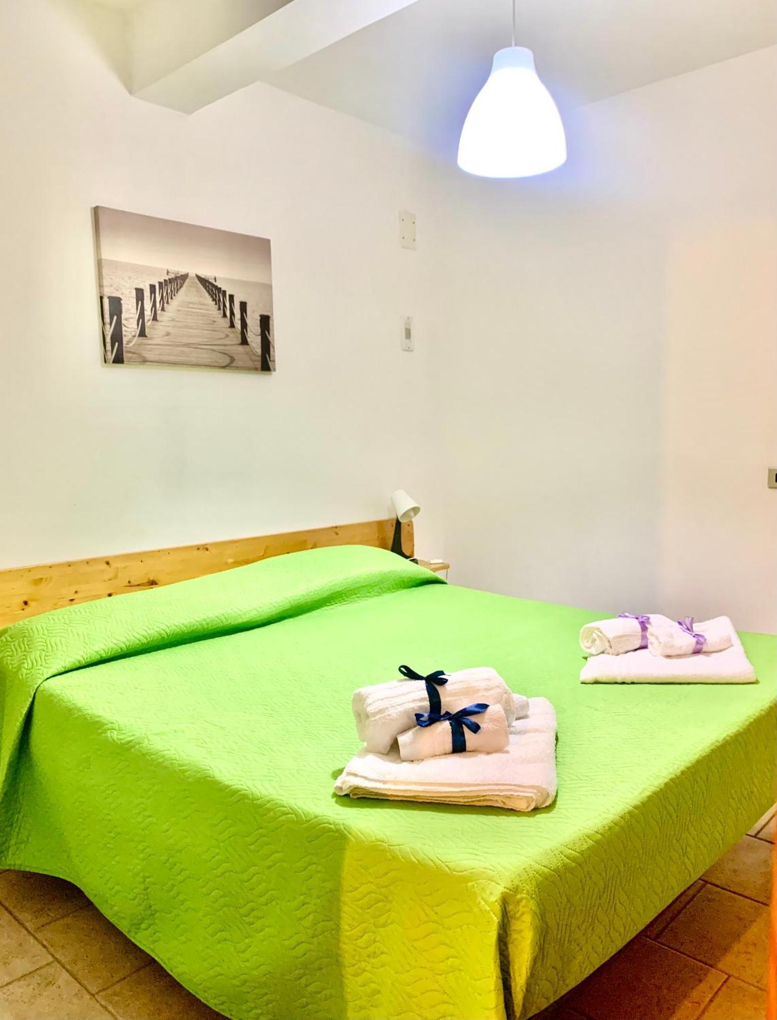 Tropea Holiday House エクステリア 写真