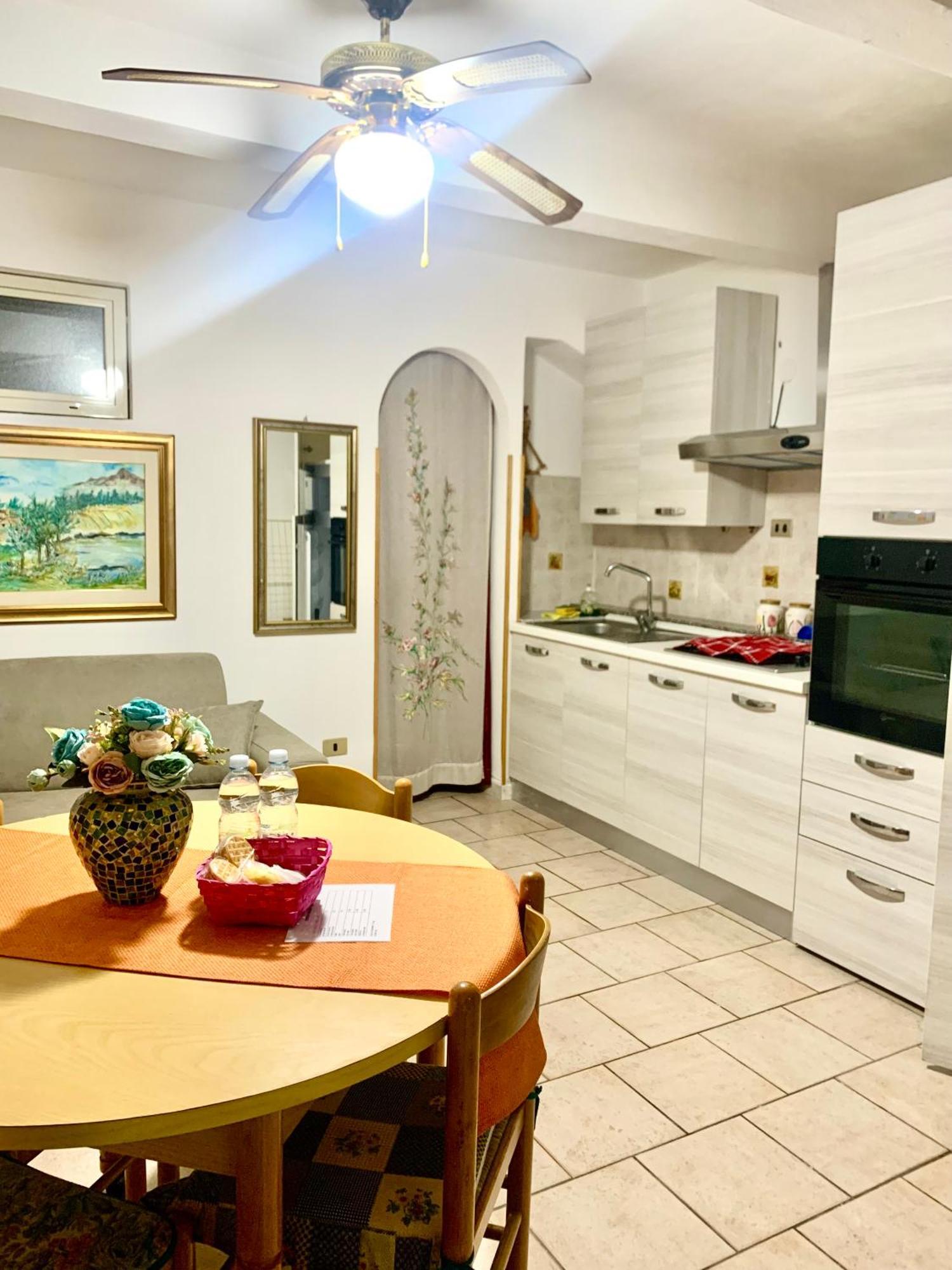 Tropea Holiday House エクステリア 写真